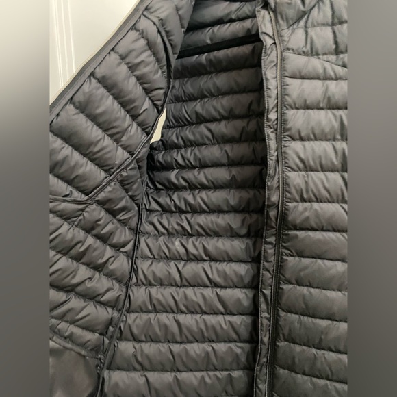 COPY - Lululemon Pack It Down Vest - like new* - Picture 11 of 13